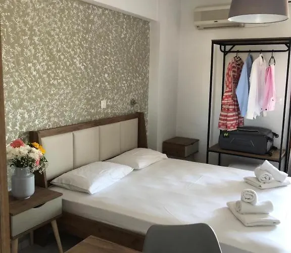 Guest house Armonia Skiathos Town